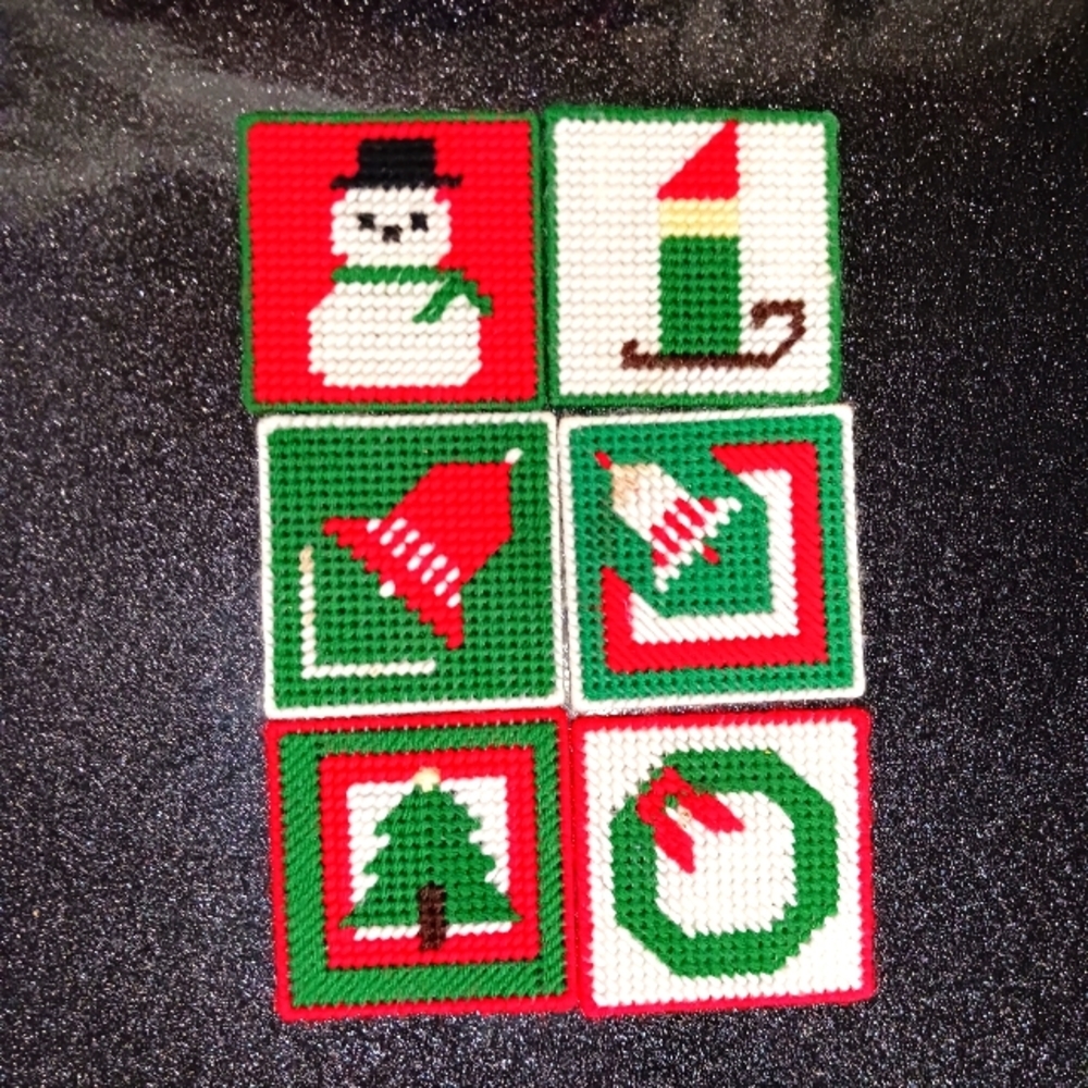 Vintage Christmas Yarn Art Coasters.